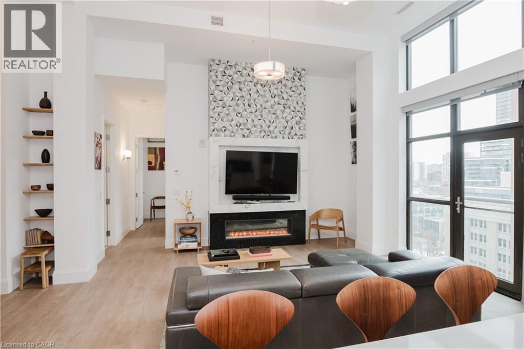 118 KING STREET EAST Unit# LPH13, Hamilton, Ontario, L8N1A8 — Photo 5