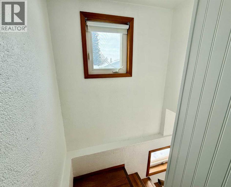 1033 16 Avenue — photo 34