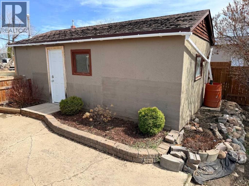 1033 16 Avenue — photo 38
