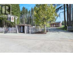 Recreation room - 7594 Island Hwy N, Merville, BC V9N1G3 Photo 7