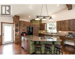 Office - 7594 Island Hwy N, Merville, BC V9N1G3 Photo 13