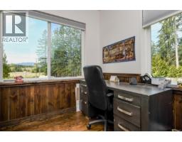 7594 Island Hwy N, Merville, BC V9N1G3 Photo 23