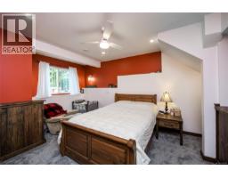 7594 Island Hwy N, Merville, BC V9N1G3 Photo 29