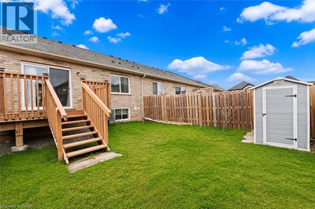 127 ACACIA Road, Fonthill, Ontario, L0S1E6 — Photo 3