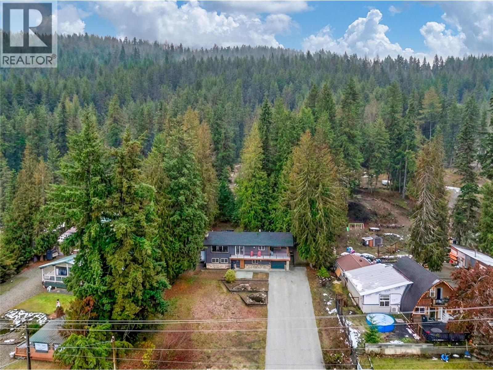 2022 Eagle Bay Road, Blind Bay