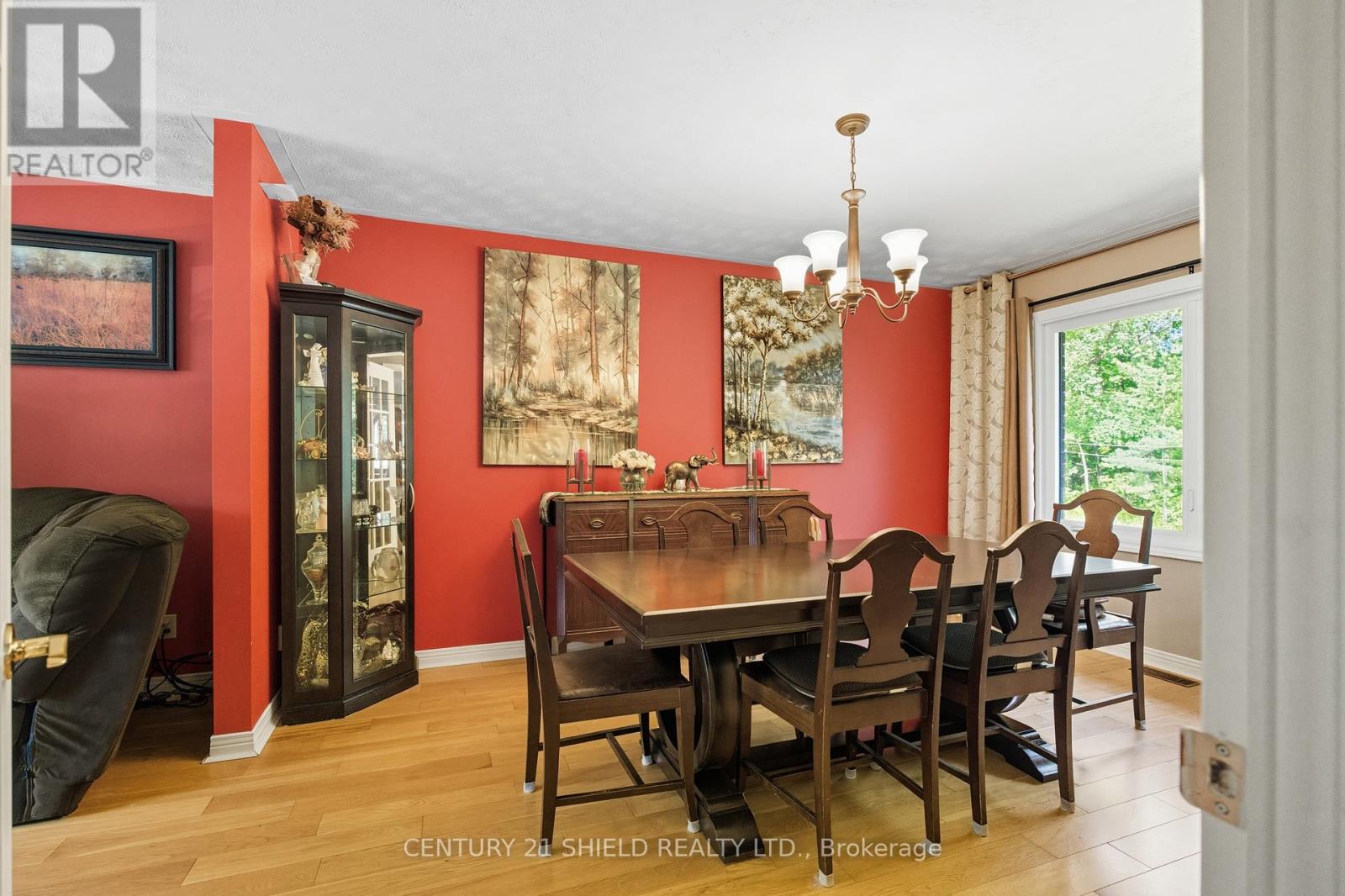 4555 GLEN ROY ROAD - 18