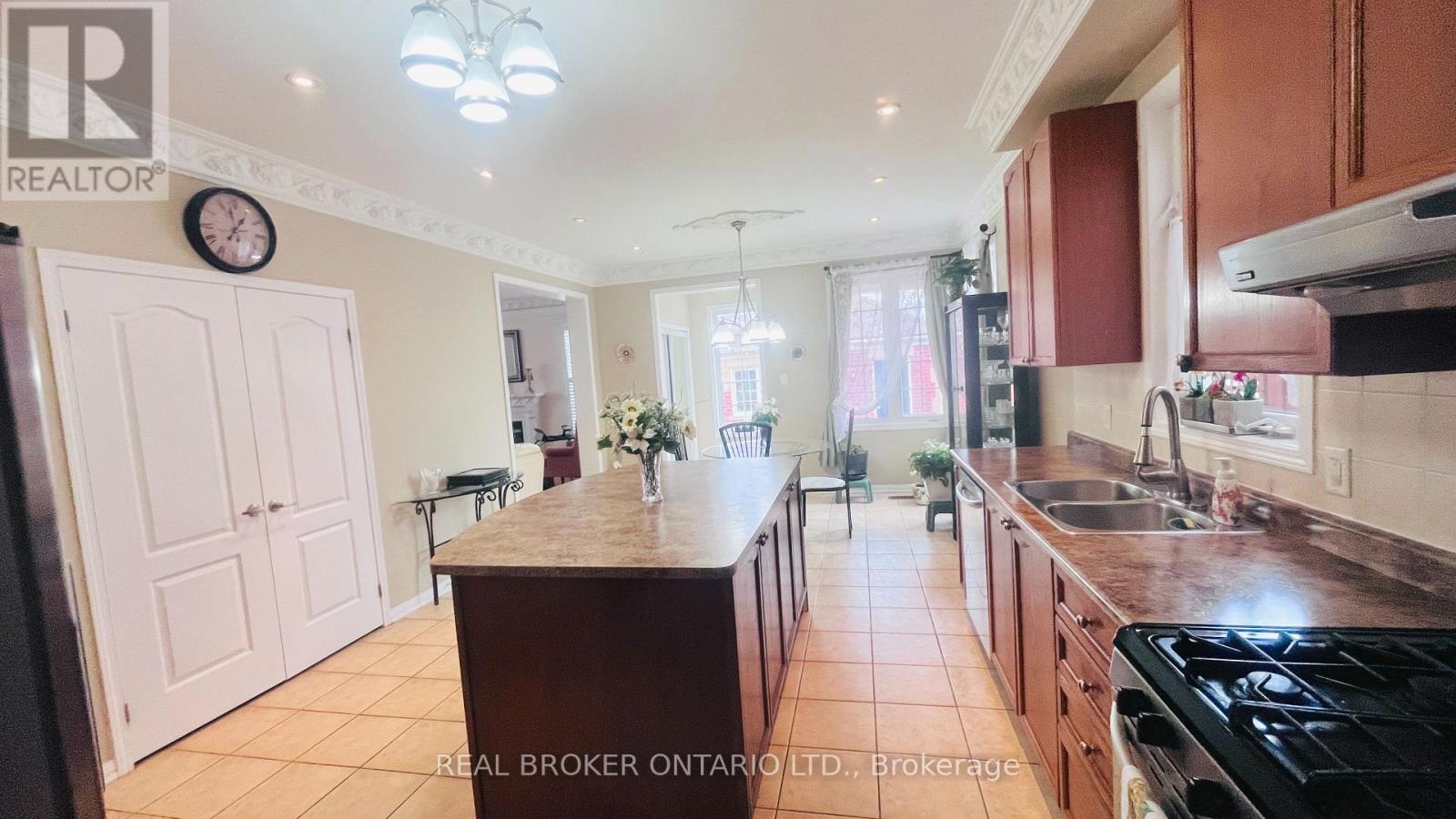 49 COLCHESTER STREET - 10