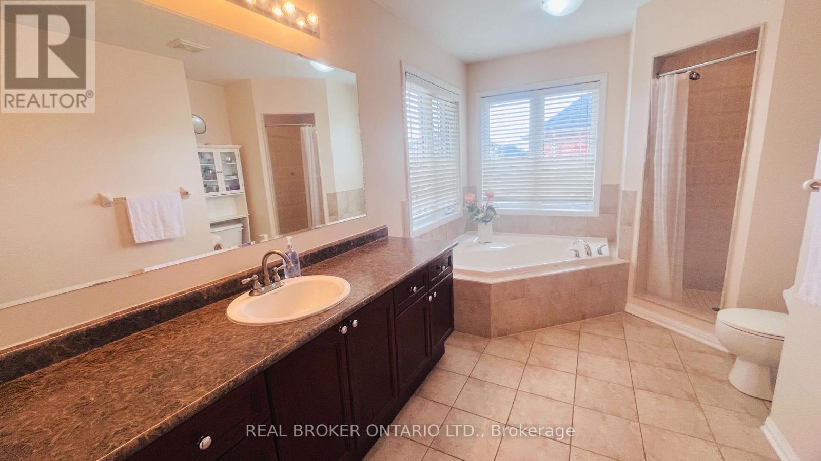 49 COLCHESTER STREET - 30
