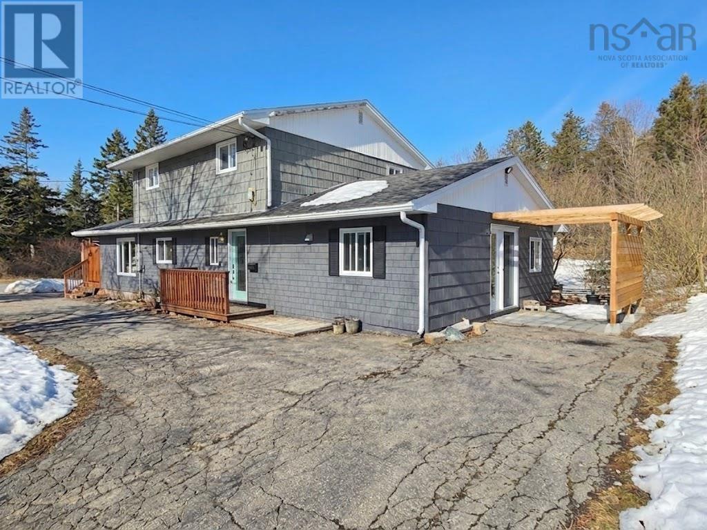 Property 2 of 19 of 123 MOUNT EDWARD Road