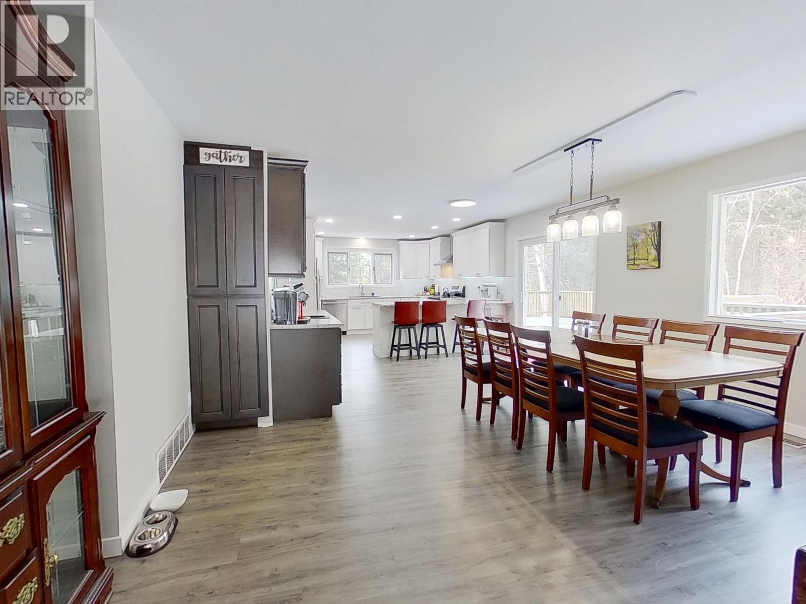 3192 SPRUCE RIDGE ROAD - 7