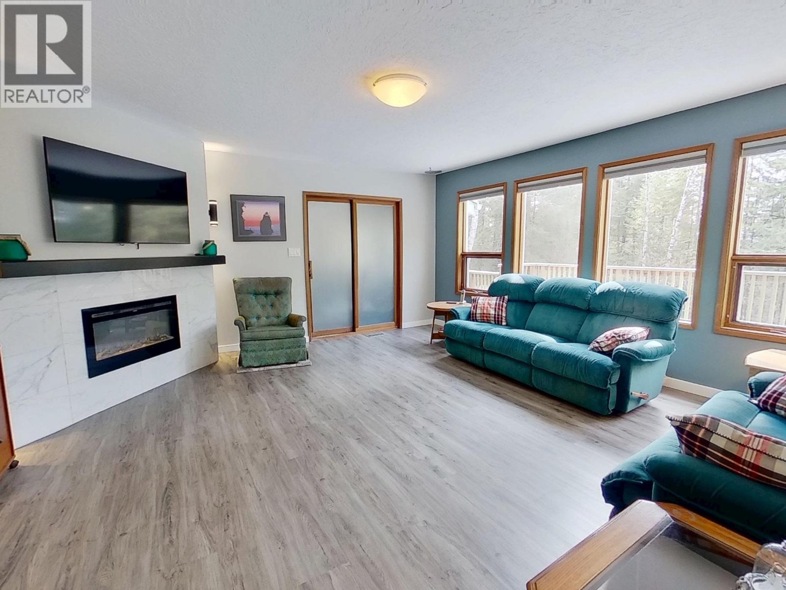 3192 SPRUCE RIDGE ROAD - 12