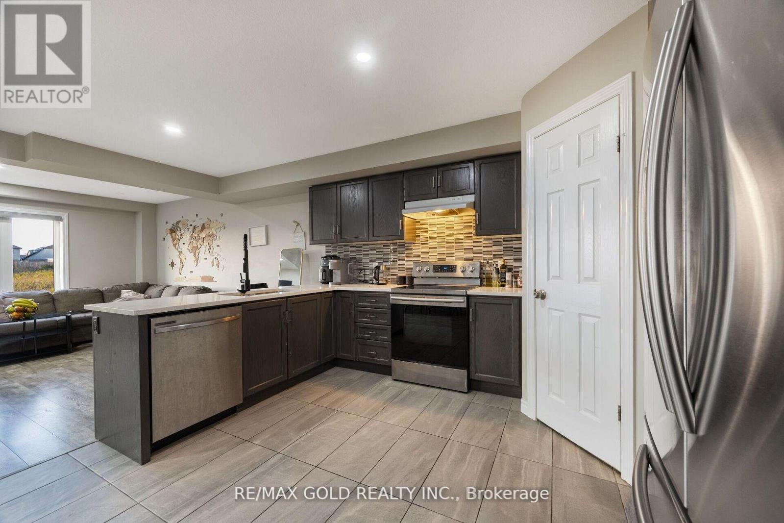 1357 CALAIS DRIVE - 28