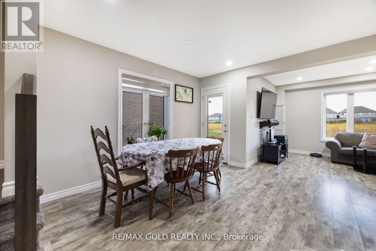 1357 CALAIS DRIVE - 34