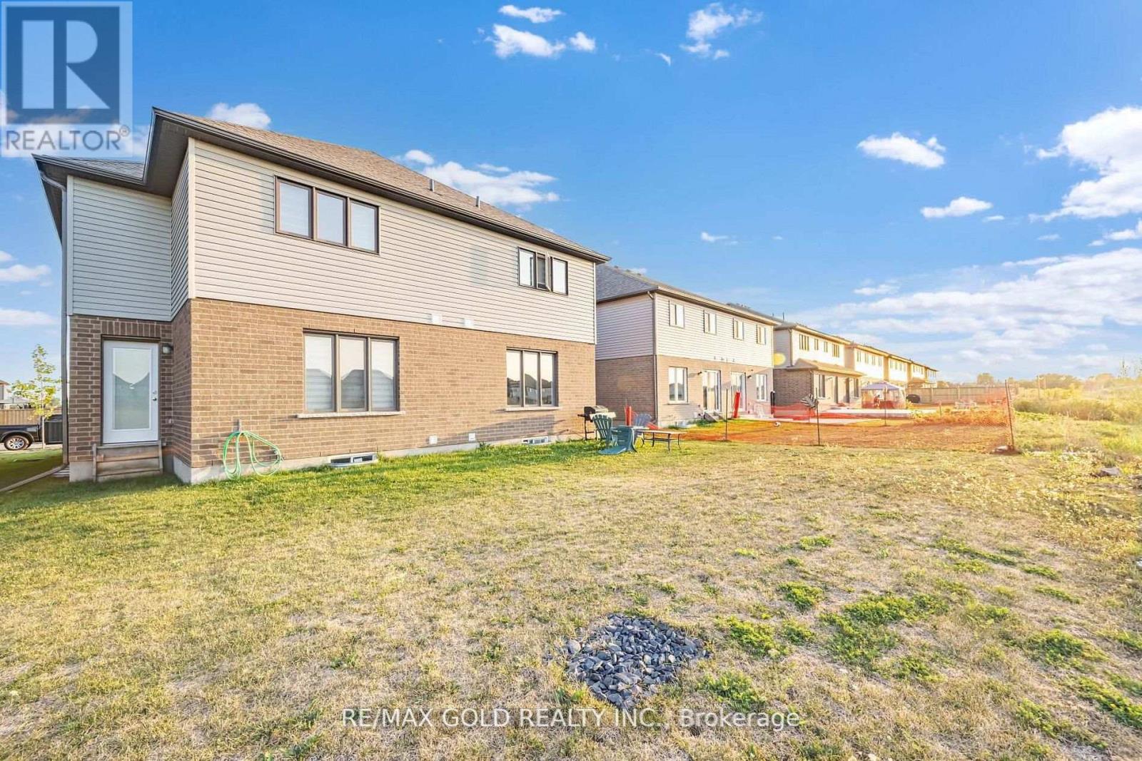1357 CALAIS DRIVE - 47