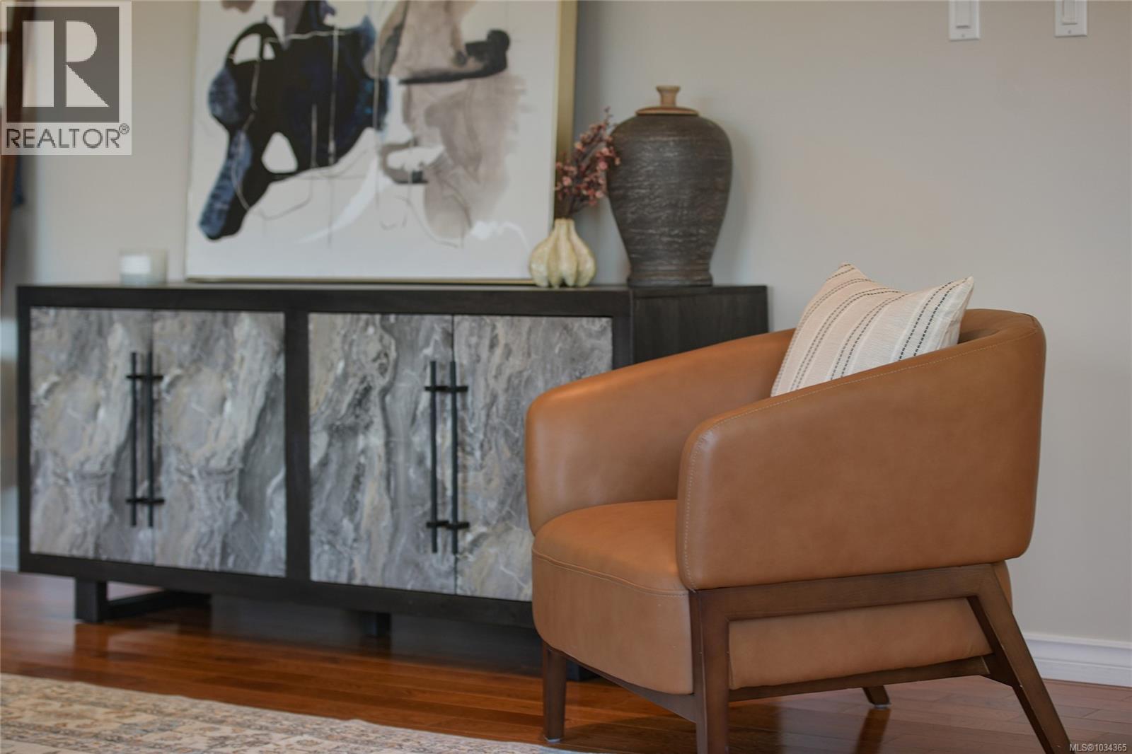  1627 Hybury Place, Saanich