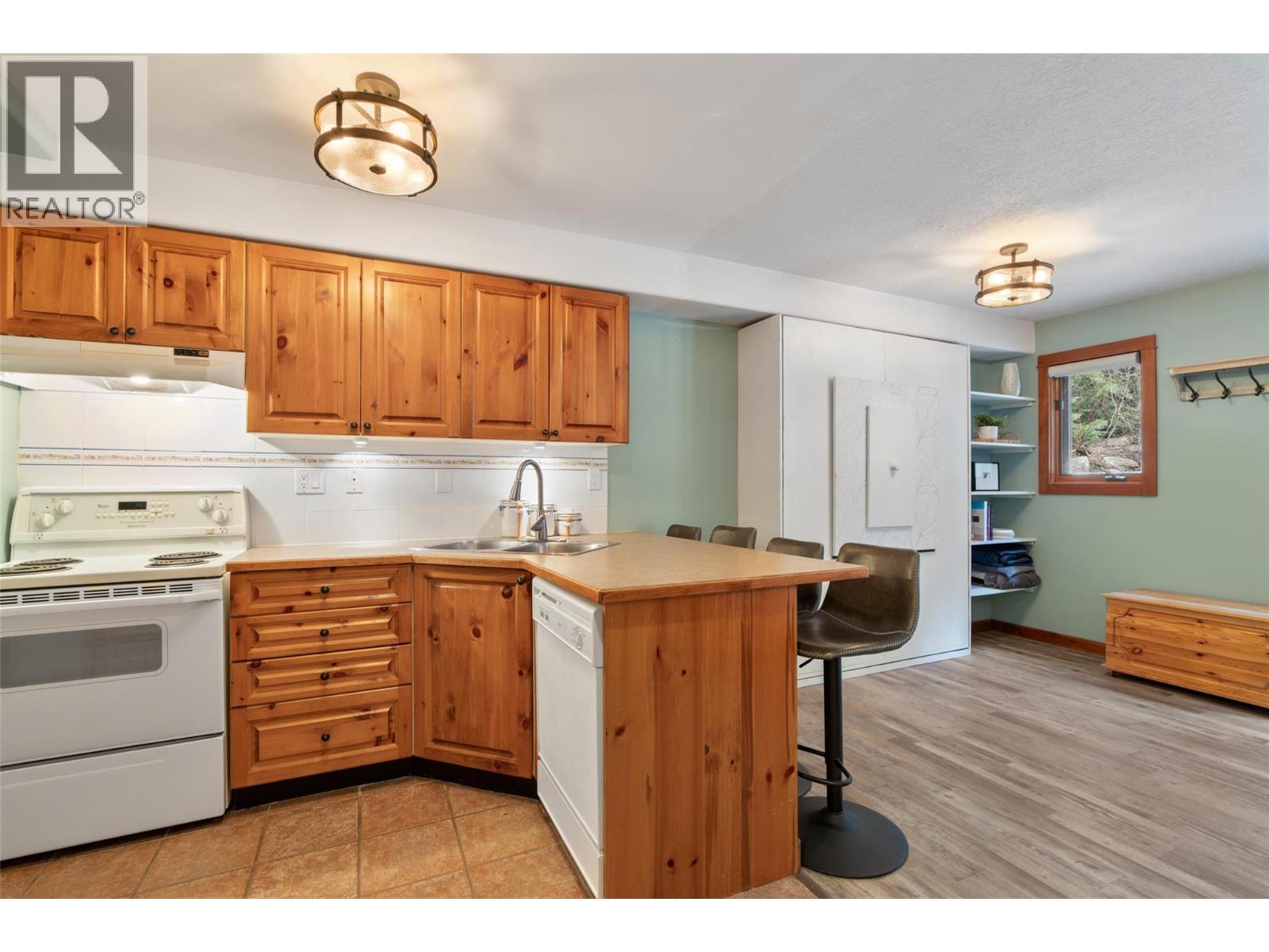 3300 Village Place Unit# 25, Sun Peaks