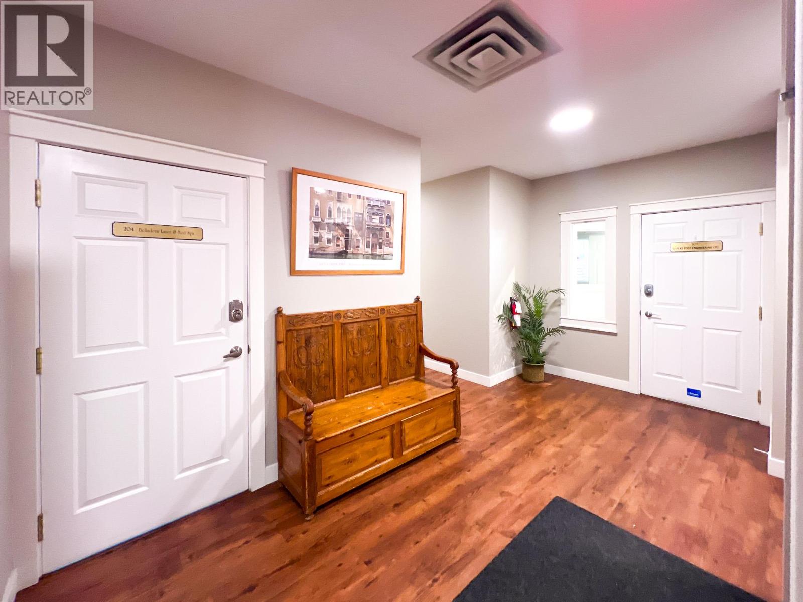 205 2903 Pandosy Street, Kelowna