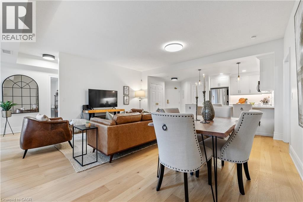 399 ELIZABETH Street Unit# 208, Burlington, Ontario, L7R0A4 — Photo 13