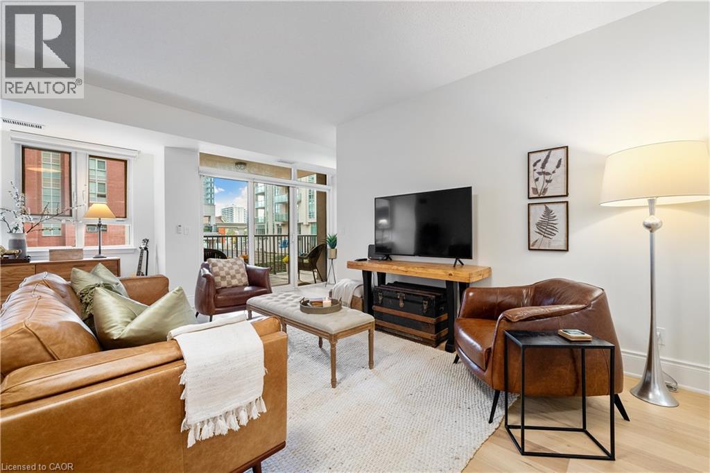 399 ELIZABETH Street Unit# 208, Burlington, Ontario, L7R0A4 — Photo 14