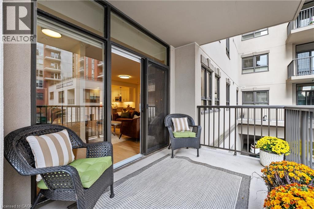 399 ELIZABETH Street Unit# 208, Burlington, Ontario, L7R0A4 — Photo 38