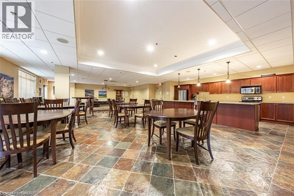 399 ELIZABETH Street Unit# 208, Burlington, Ontario, L7R0A4 — Photo 40