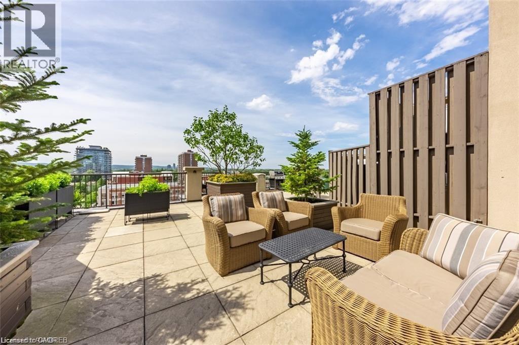 399 ELIZABETH Street Unit# 208, Burlington, Ontario, L7R0A4 — Photo 45