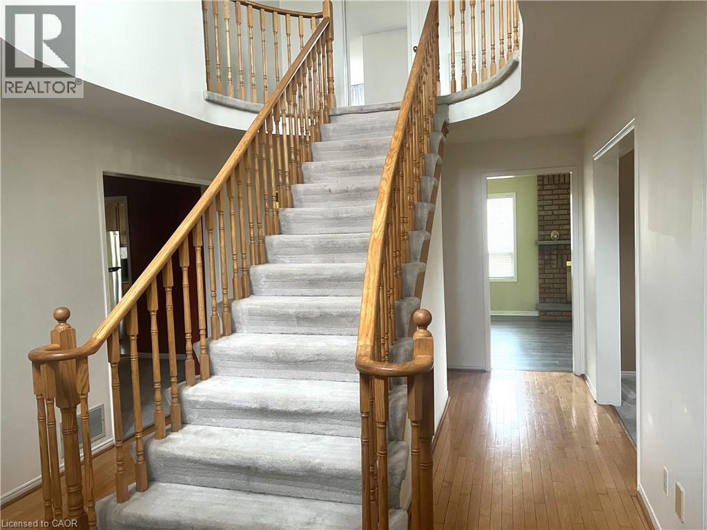 88 CHAMBERLIN Drive Unit# UPPER, Cambridge, Ontario, N1T1M4 — Photo 5