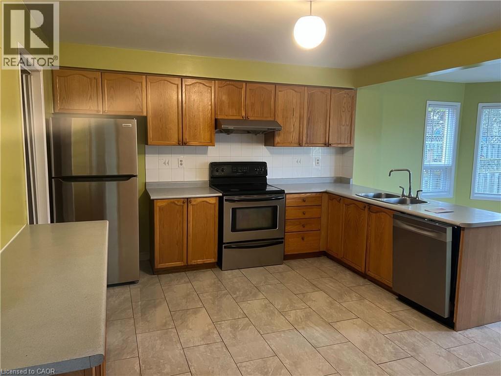 88 CHAMBERLIN Drive Unit# UPPER, Cambridge, Ontario, N1T1M4 — Photo 7