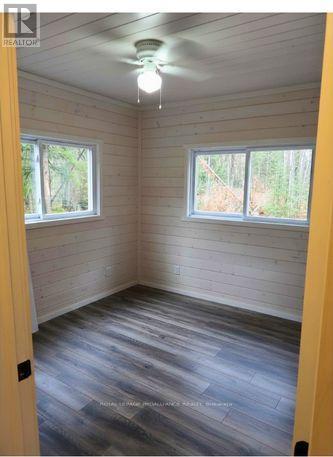 1049 SOUTH ROAD - 11