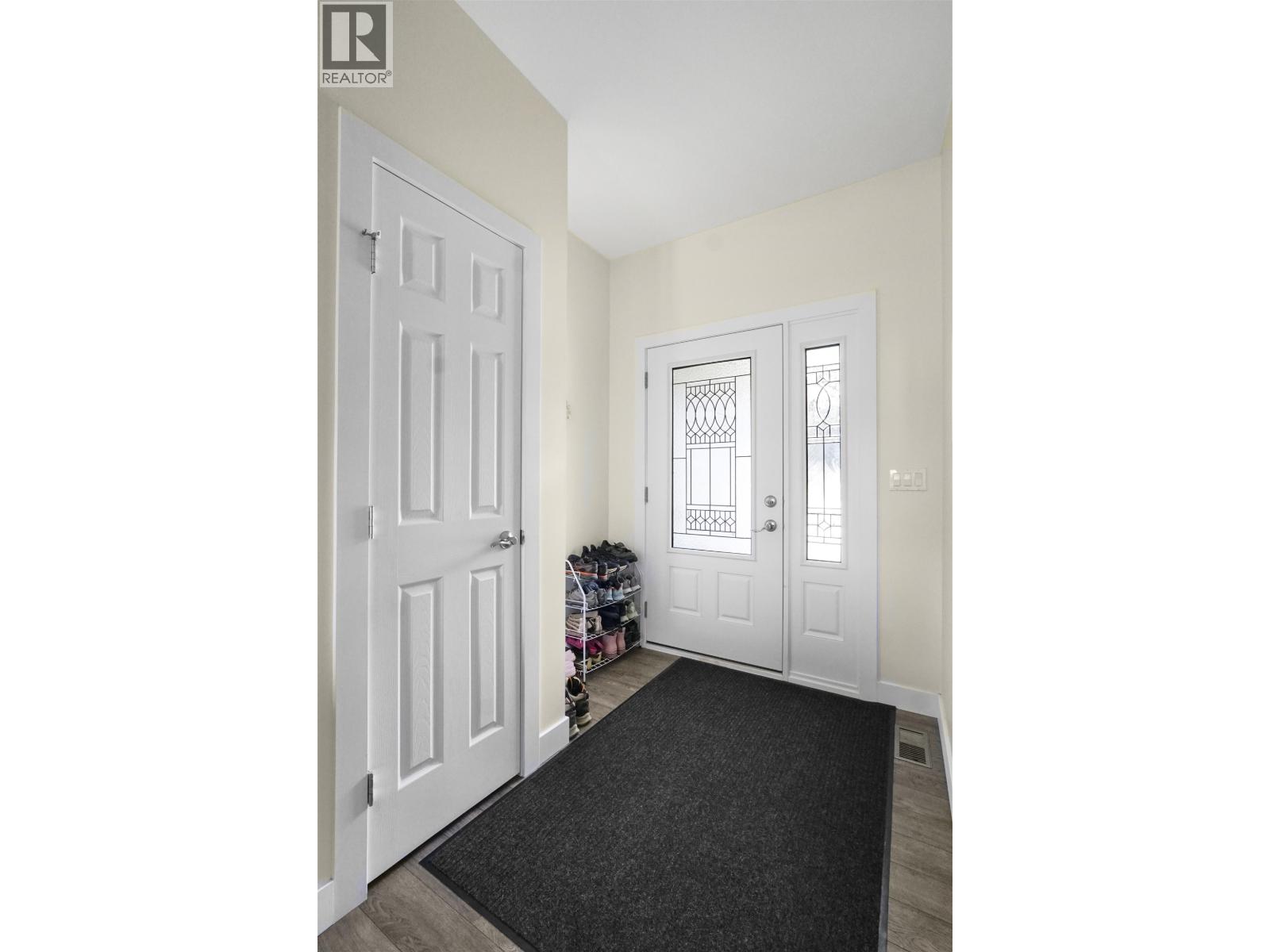 34 WOZNEY STREET - 21
