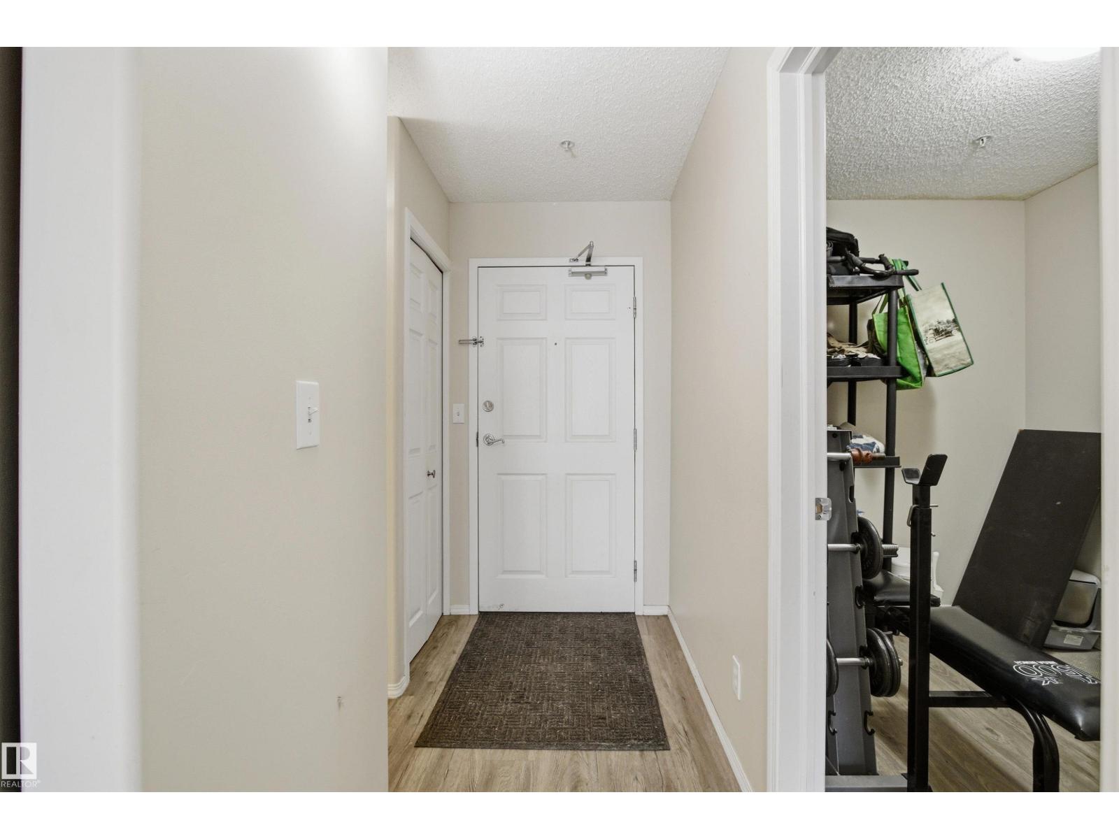 #402 11109 84 AV NW - 2
