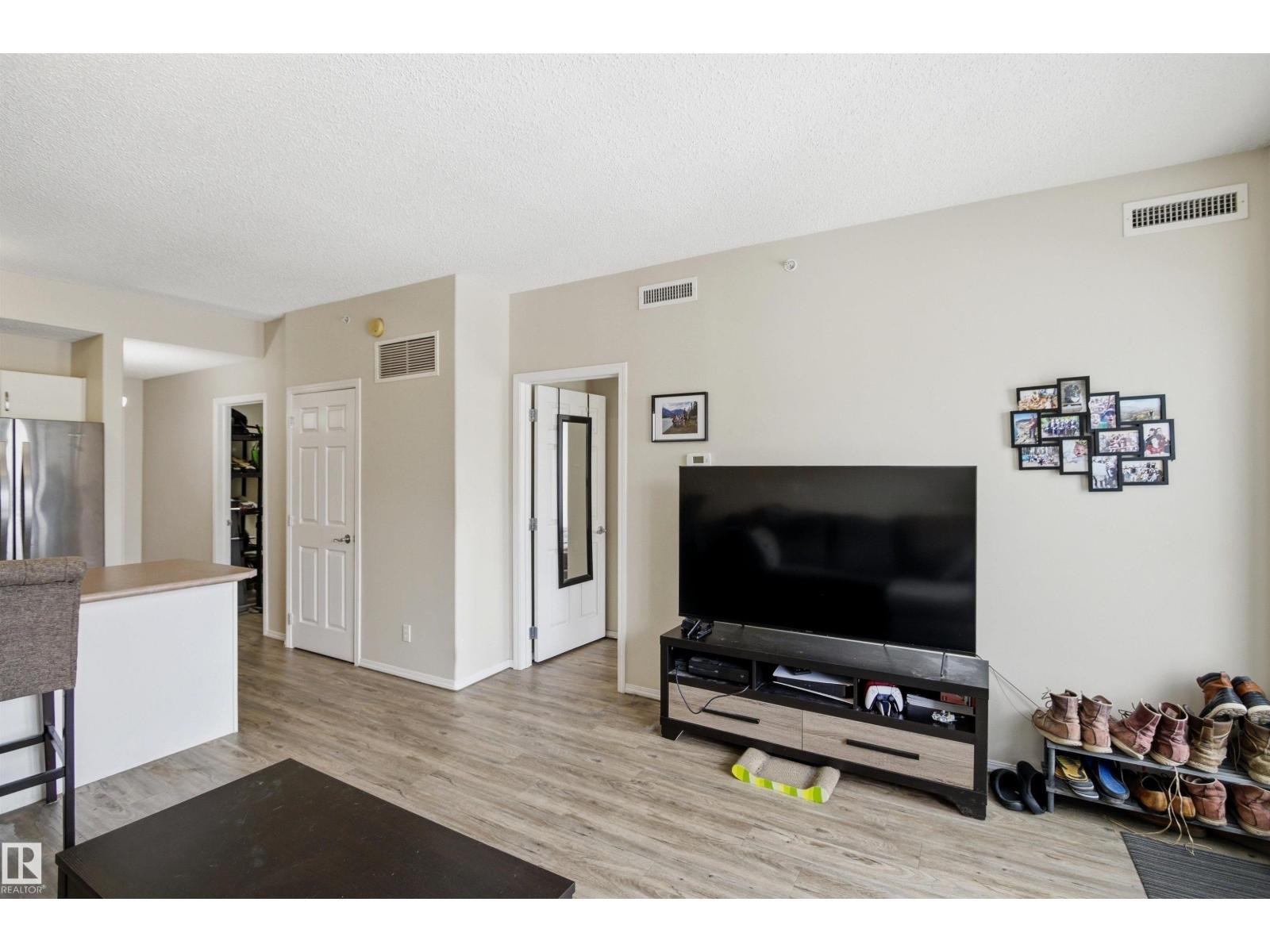 #402 11109 84 AV NW - 20