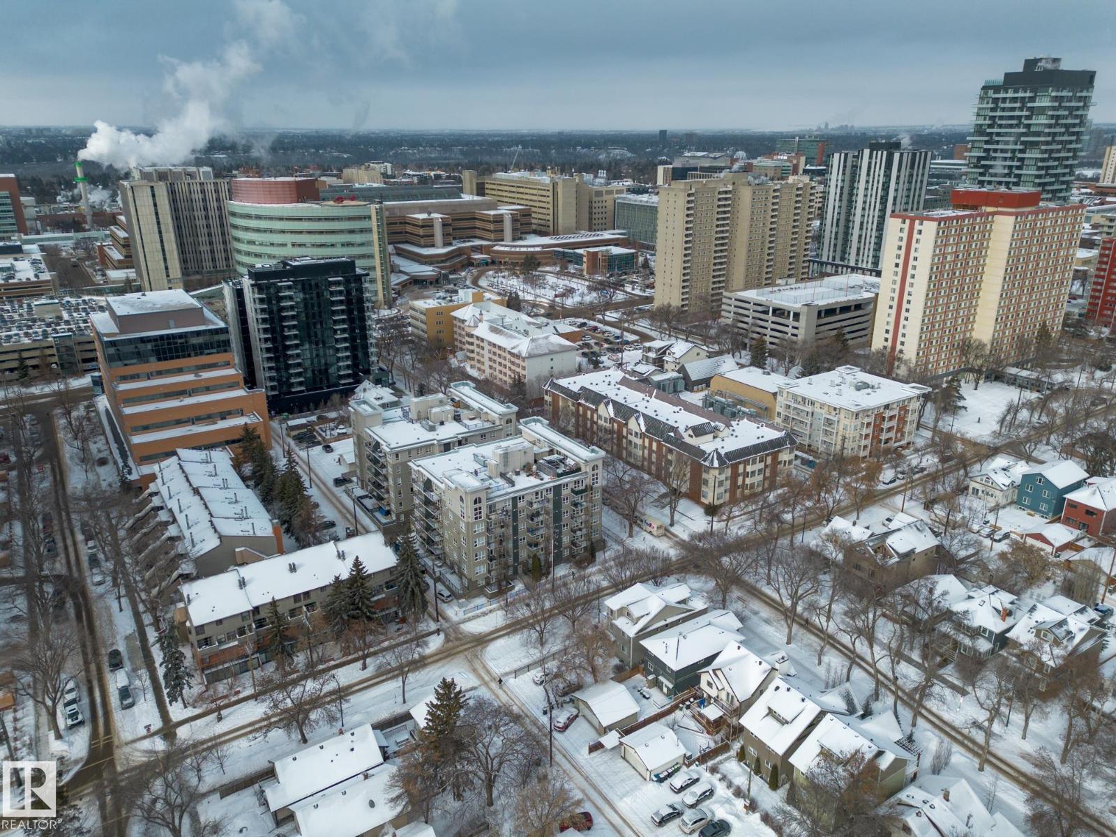 #402 11109 84 AV NW - 42