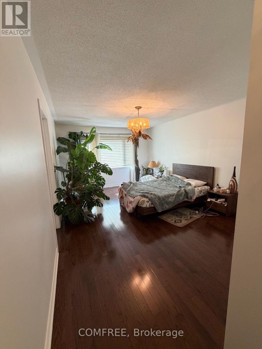 1450 RENNIE STREET - 11