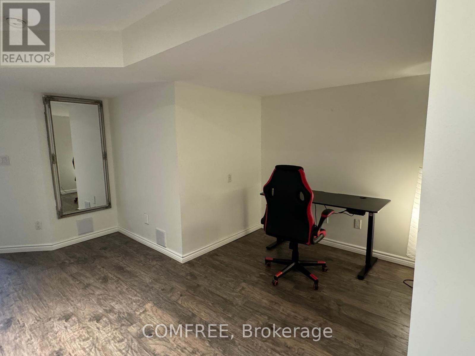 1450 RENNIE STREET - 22