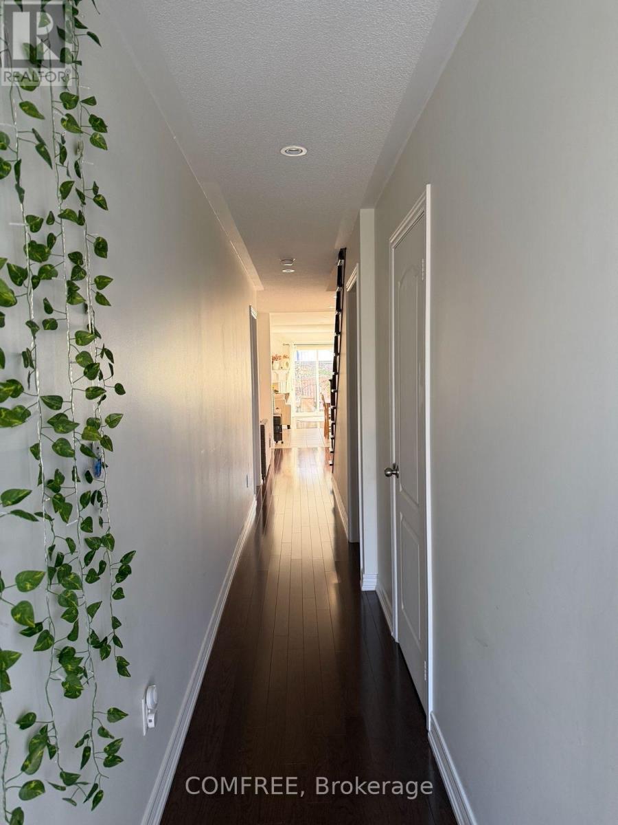 1450 RENNIE STREET - 3