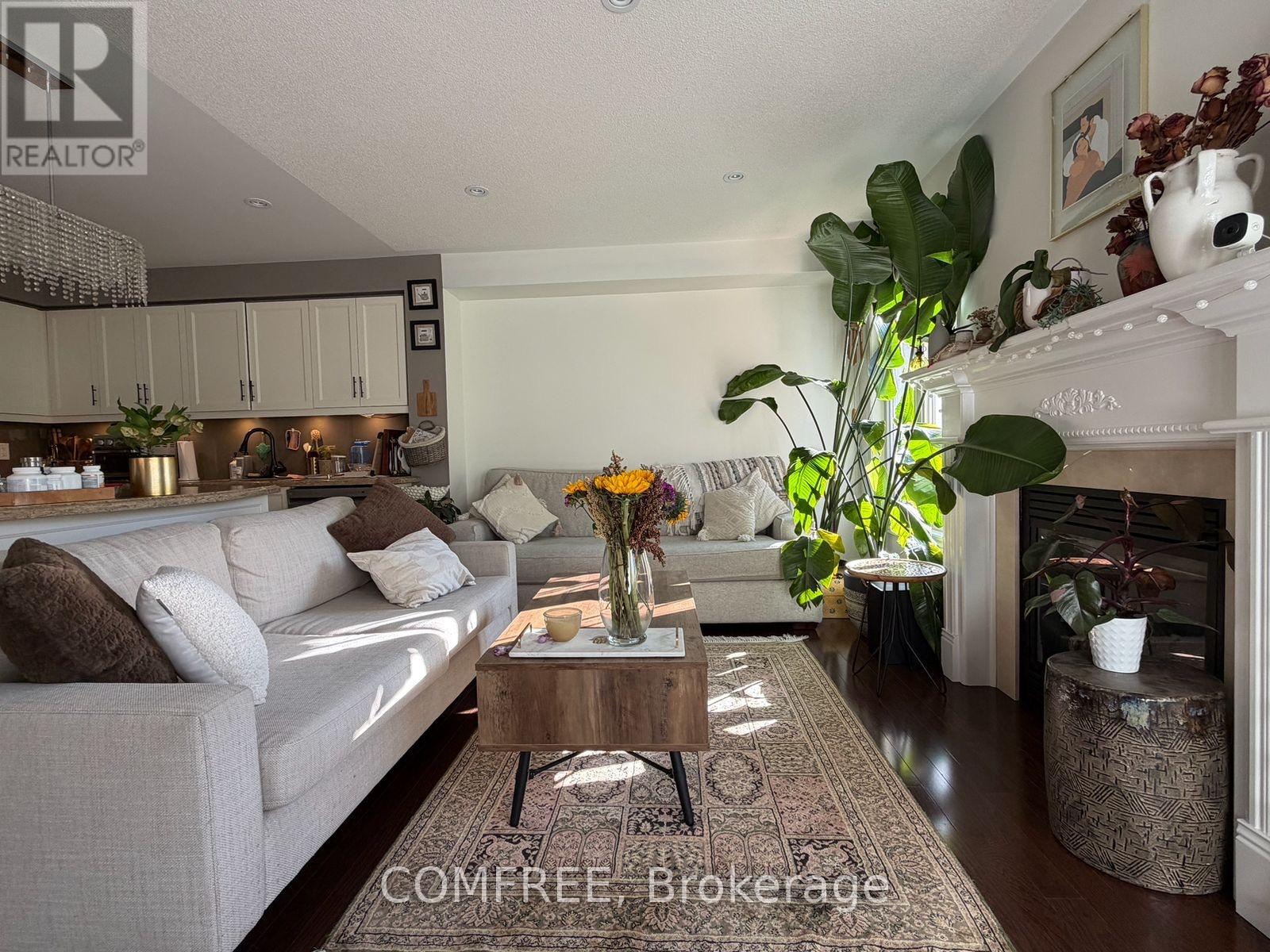 1450 RENNIE STREET - 5
