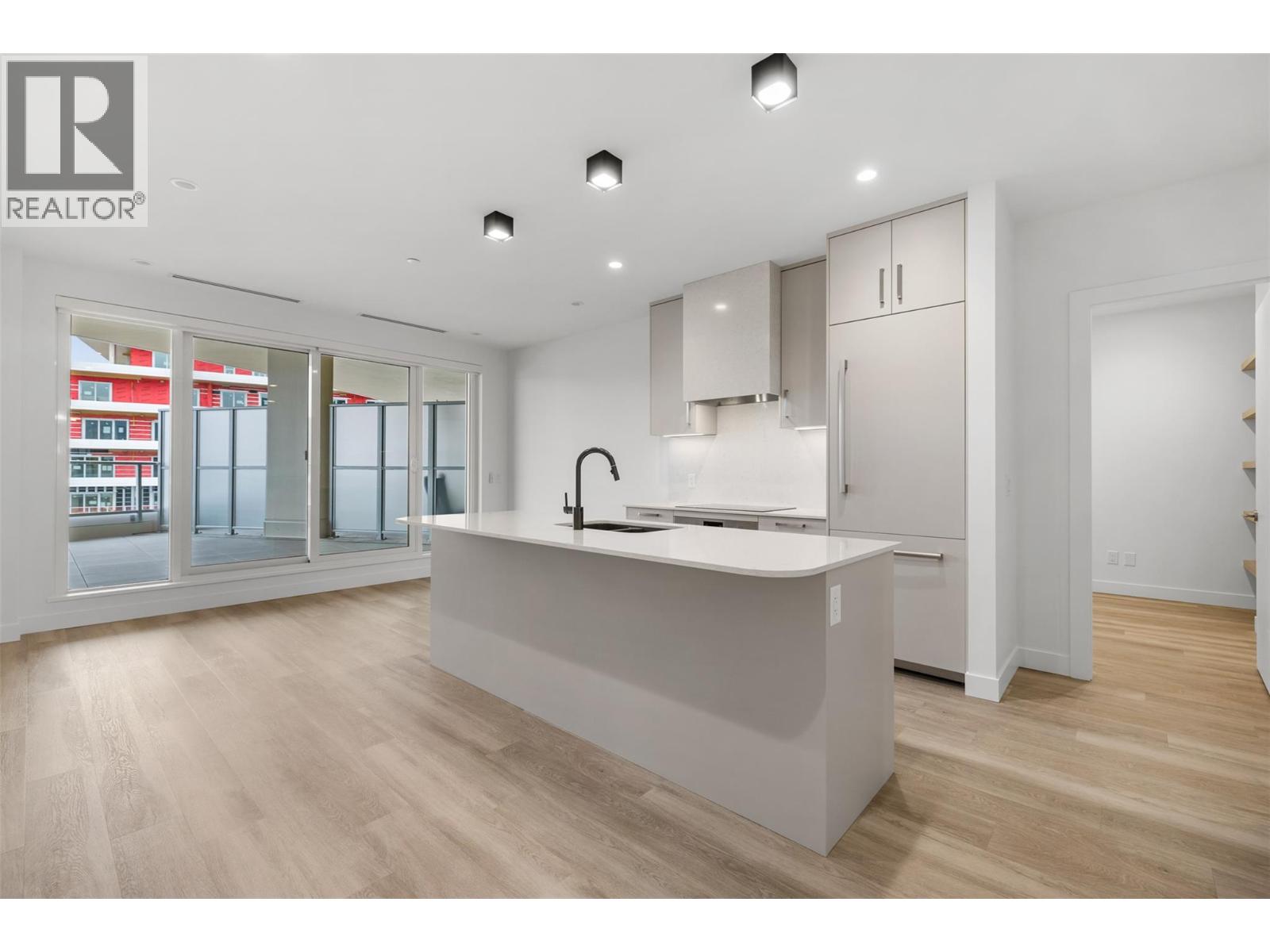 3340 Lakeshore Road Unit# 802, Kelowna
