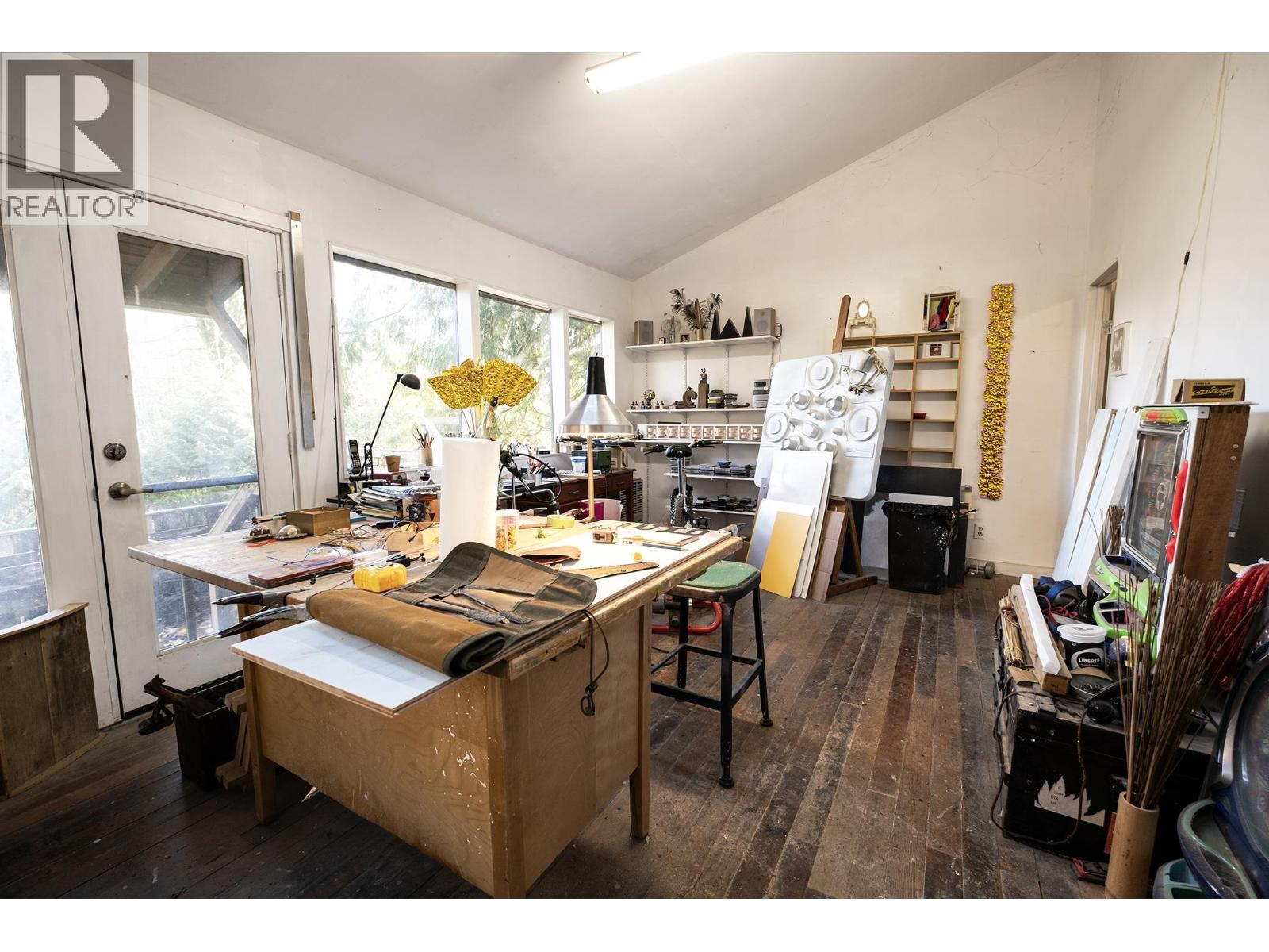 896 CHARMAN ROAD, Gibsons