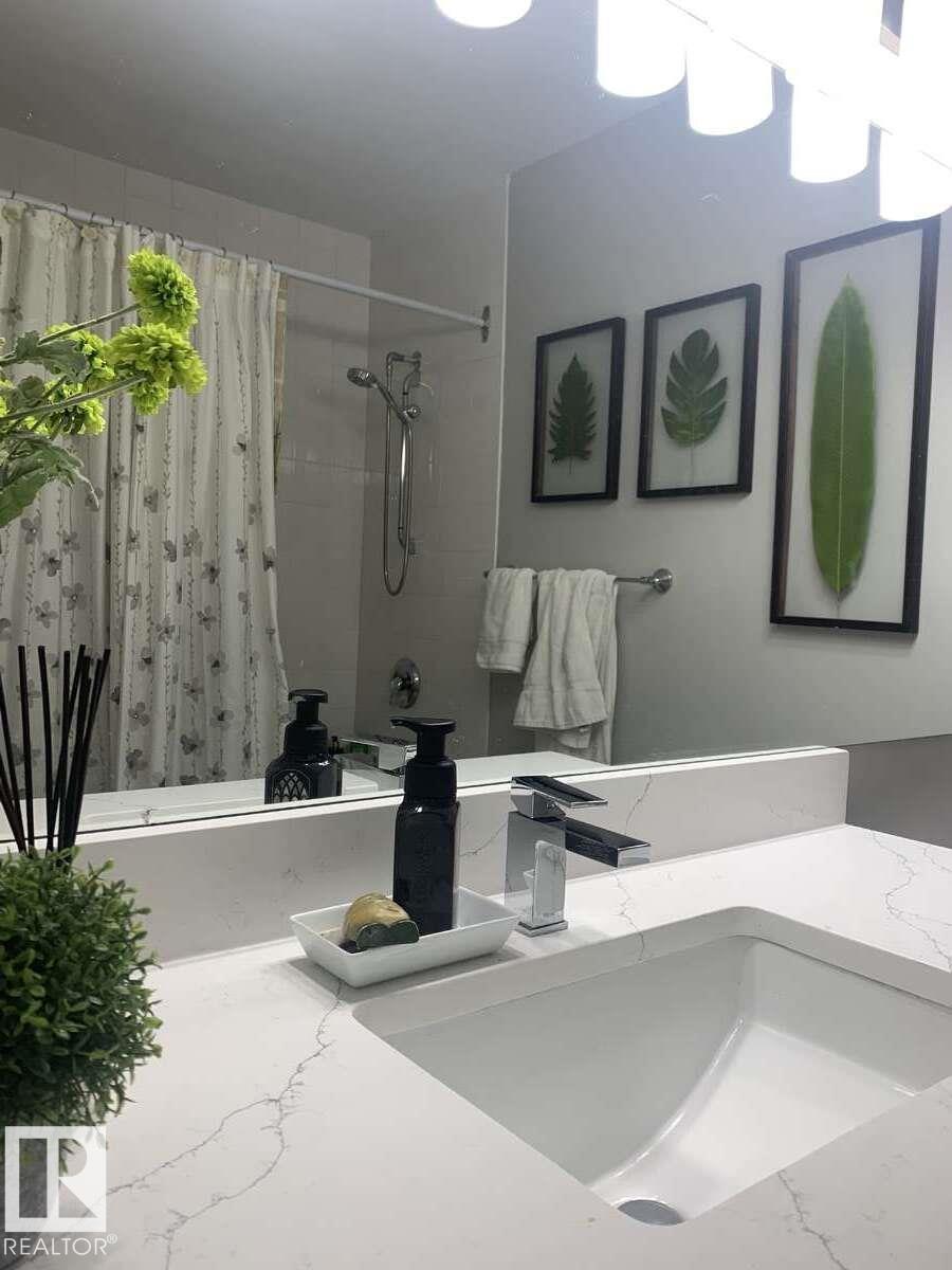 83 Lorraine CR, St. Albert
