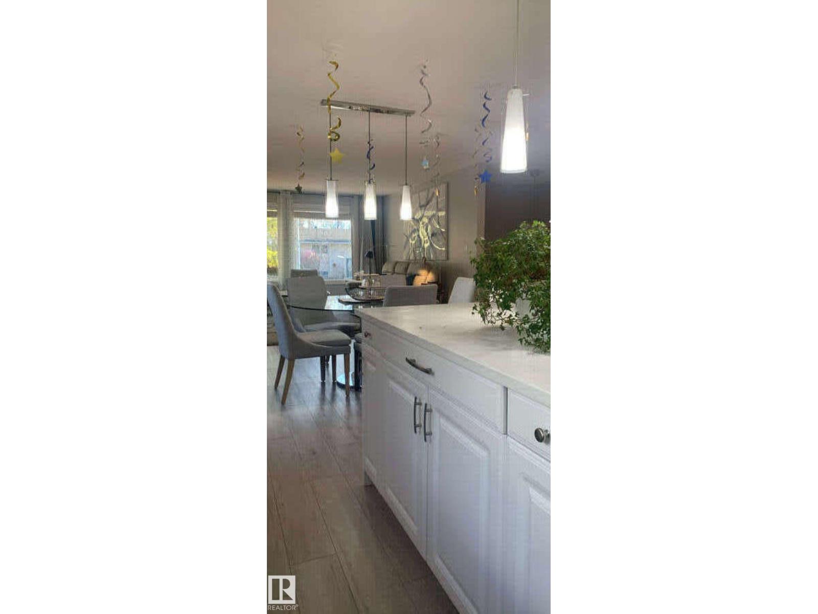 83 Lorraine CR, St. Albert
