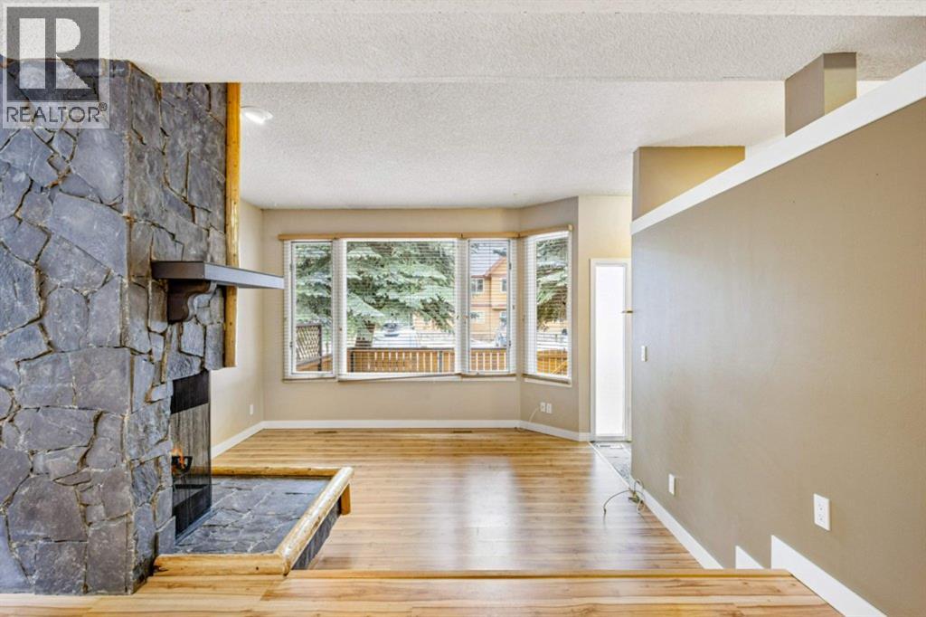 2, 833 5th Street - photo 5