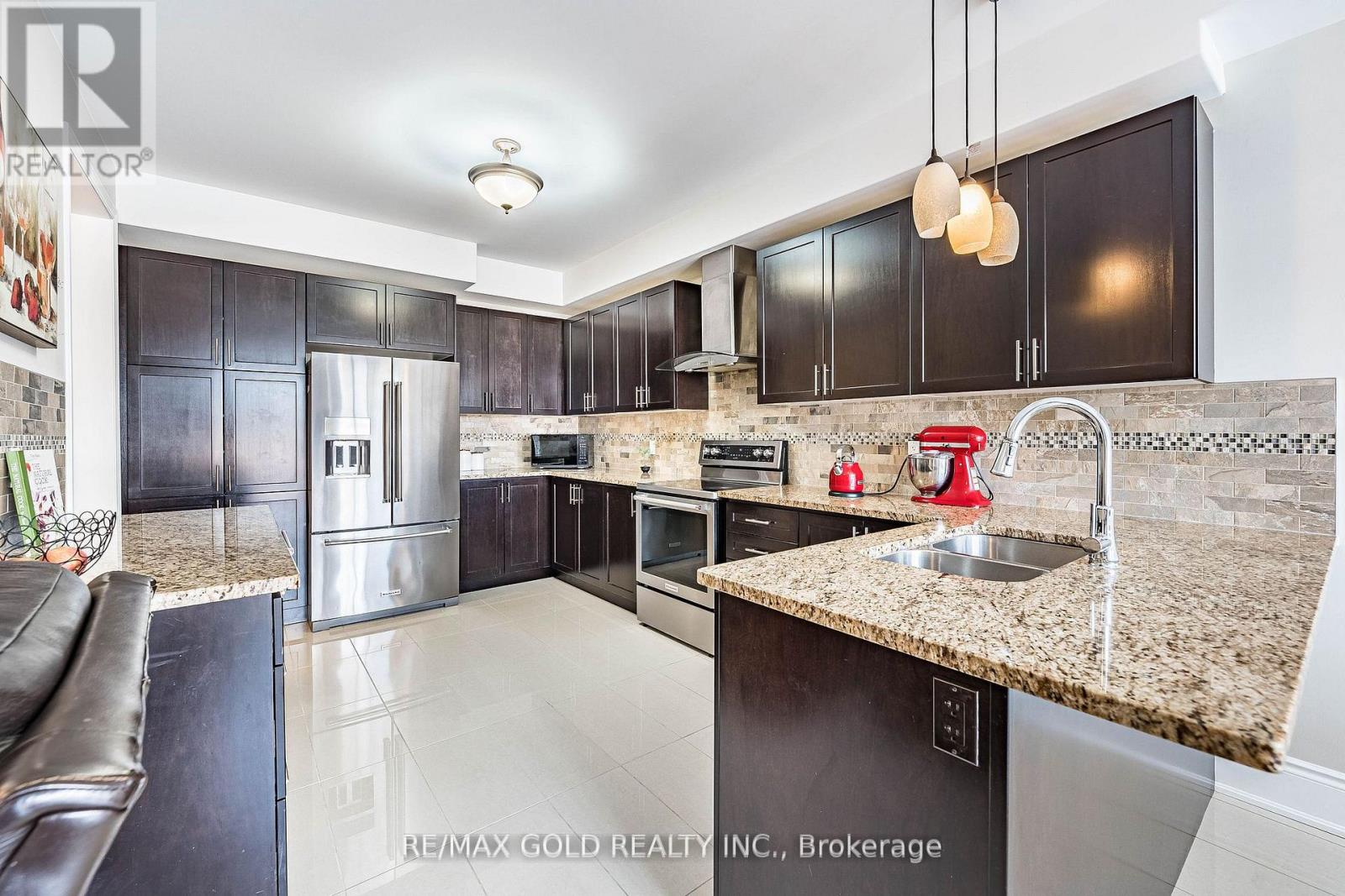 74 WALKER BOULEVARD - 17