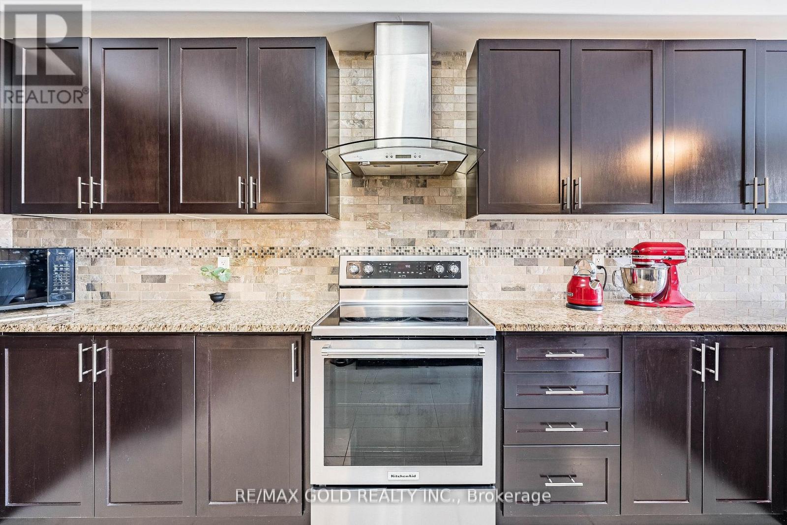 74 WALKER BOULEVARD - 18