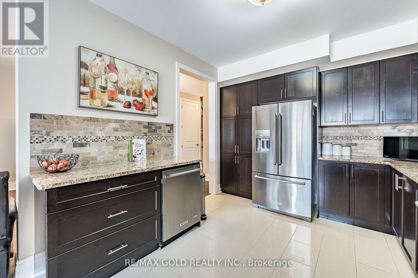 74 WALKER BOULEVARD - 19