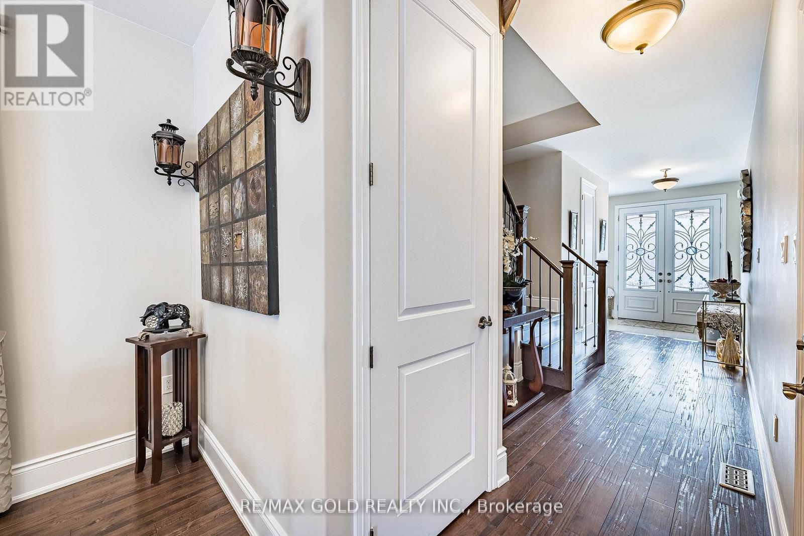 74 WALKER BOULEVARD - 22