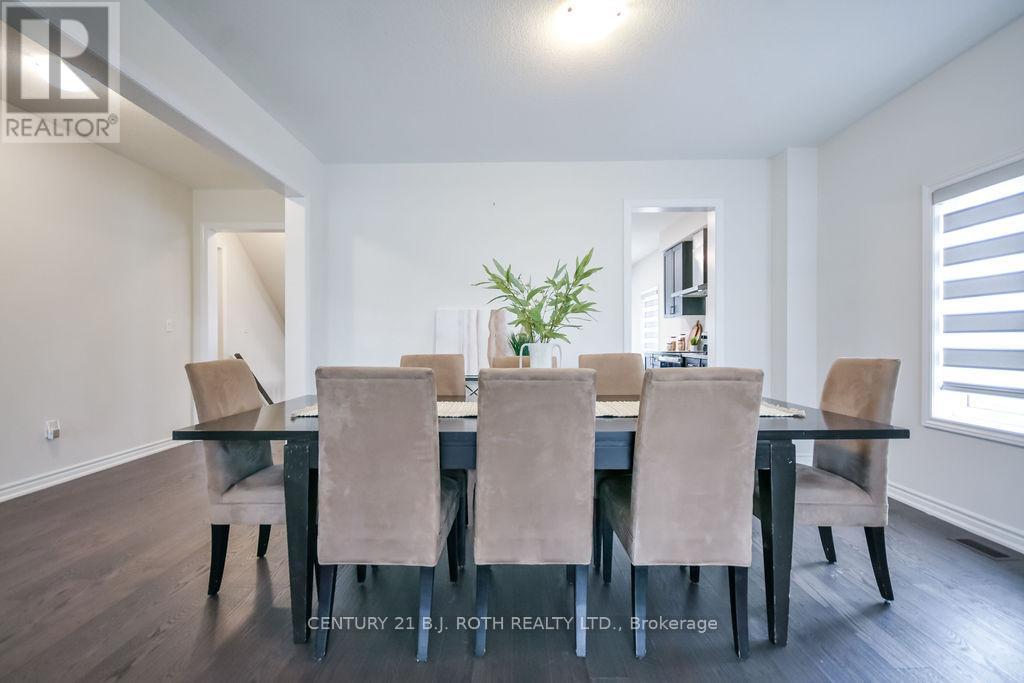 1521 BRODERICK STREET - 11