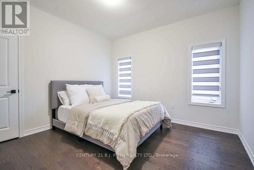 1521 BRODERICK STREET - 26