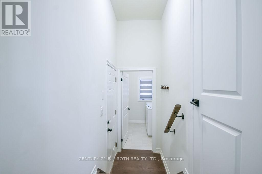 1521 BRODERICK STREET - 28