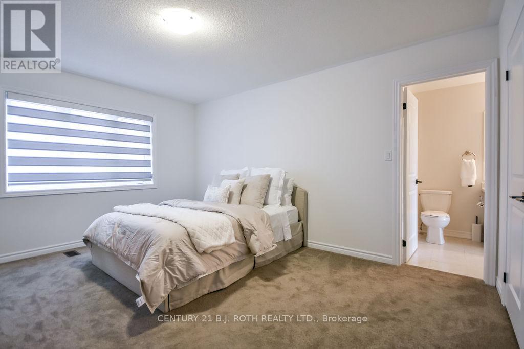 1521 BRODERICK STREET - 34